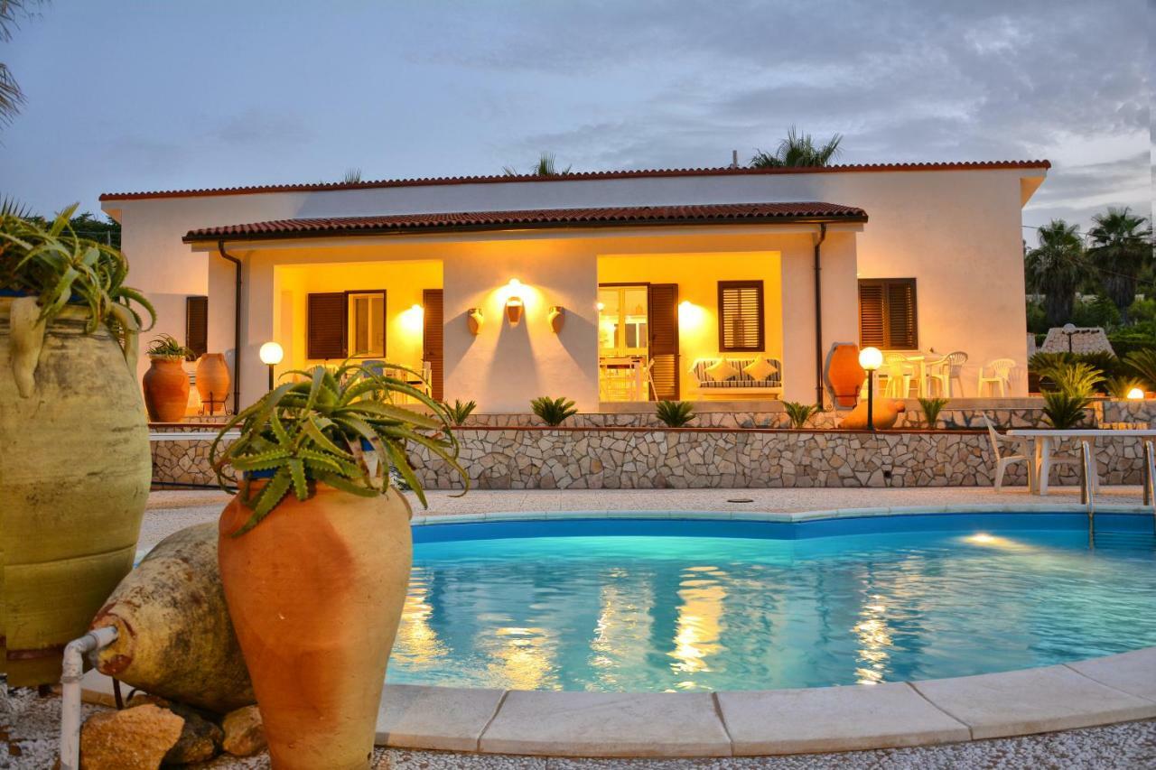 La Casa In Riva Al Mare Villa Augusta Exterior photo